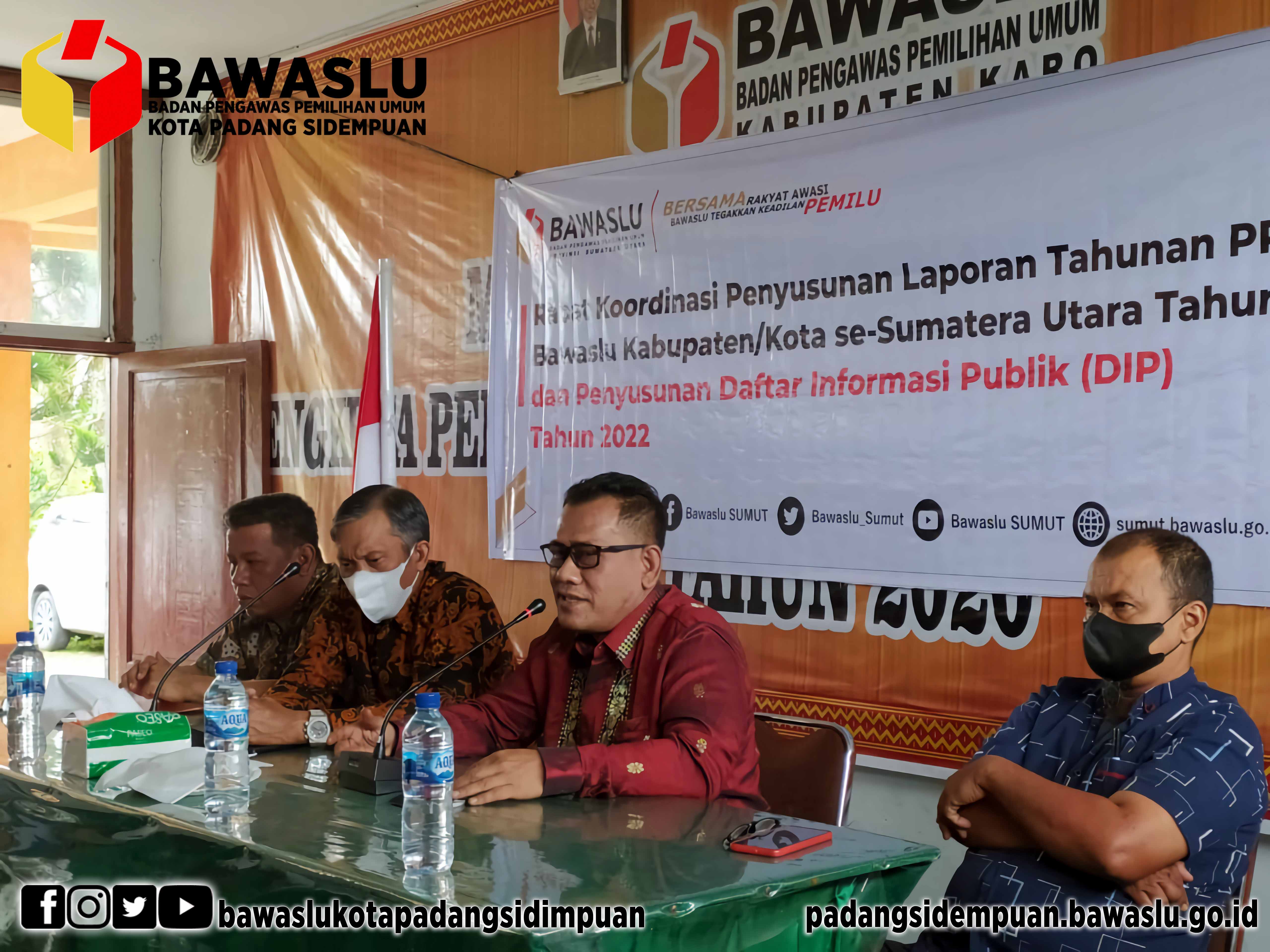 11 Kabupaten/Kota Hadiri Rapat Penyusunan Laporan Akhir PPID Tahun 2021 di Bawaslu Kabupaten Karo