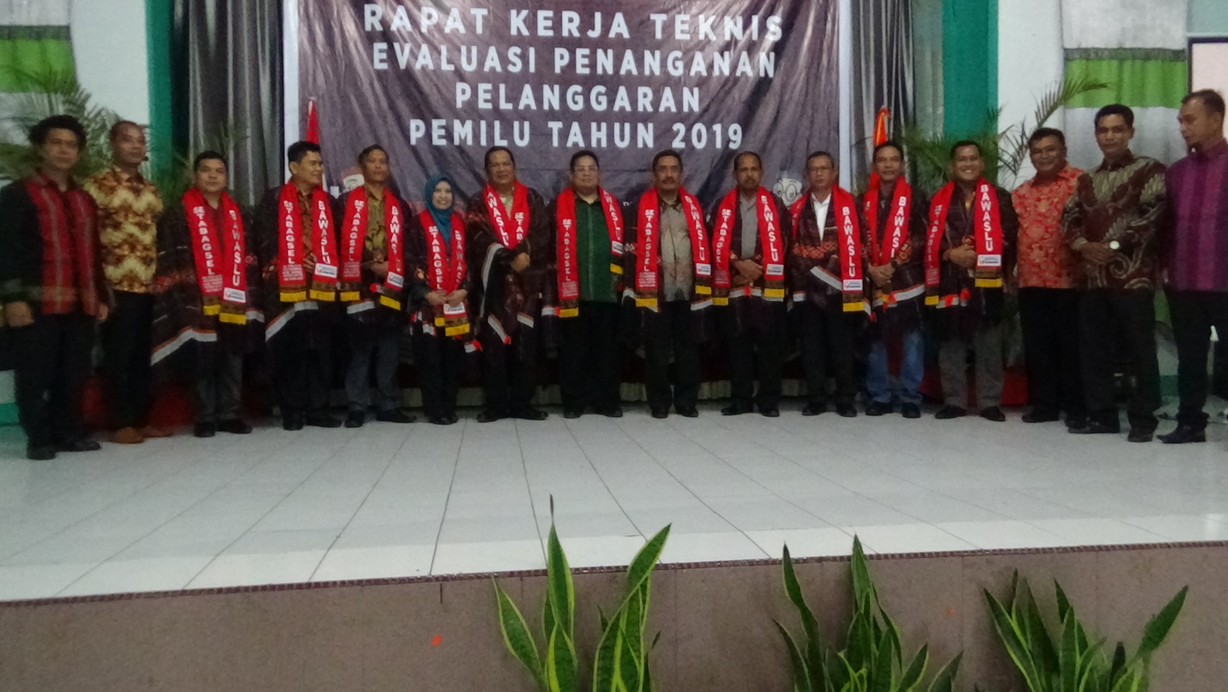 Bawaslu Kota Padangsidimpuan Hadiri Rapat Kerja Teknis Evaluasi Penanganan Pelanggaran Pemilu Tahun 2019