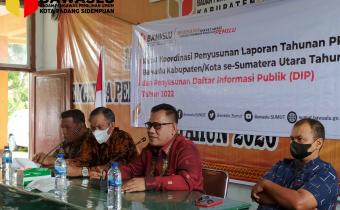 11 Kabupaten/Kota Hadiri Rapat Penyusunan Laporan Akhir PPID Tahun 2021 di Bawaslu Kabupaten Karo