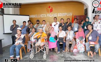 Bawaslu Kota Padang Sidempuan gelar Sosialisasi Penguatan Pemahaman Pemilu kepada sahabat penyandang disabilitas