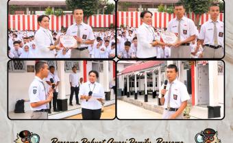 Bawaslu goes to school SMA 1